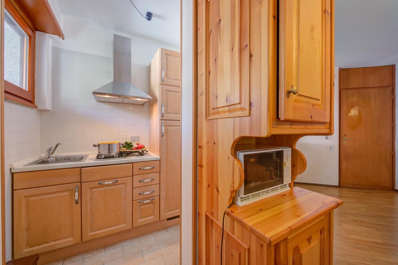 Il Rododendro City Center - Happy Rentals Bardonecchia Buitenkant foto